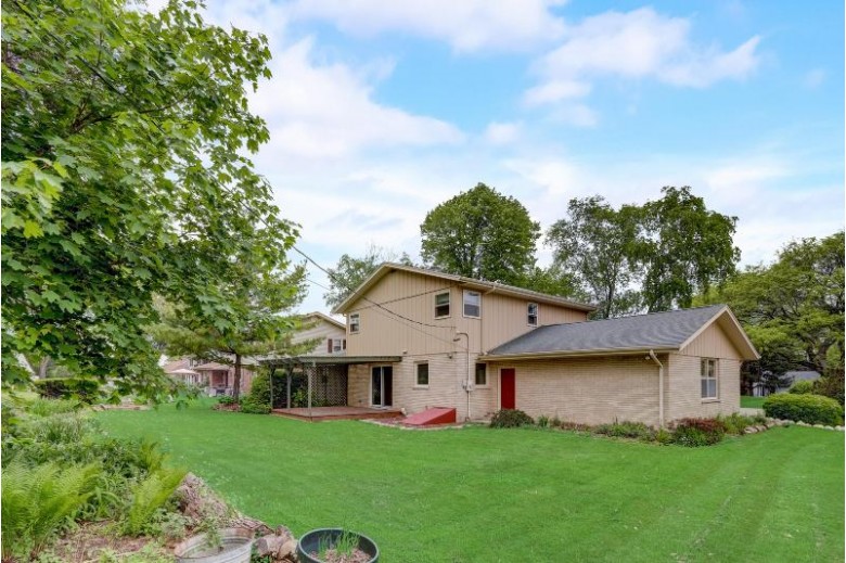 3229 Nobb Hill Dr Mount Pleasant, WI 53406 by Redfin Corporation $315,000