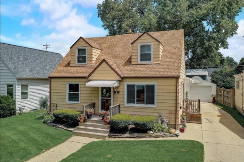 3708 S 23rd St Milwaukee, WI 53221-1416 by Re/Max Realty Pros~hales Corners $224,900