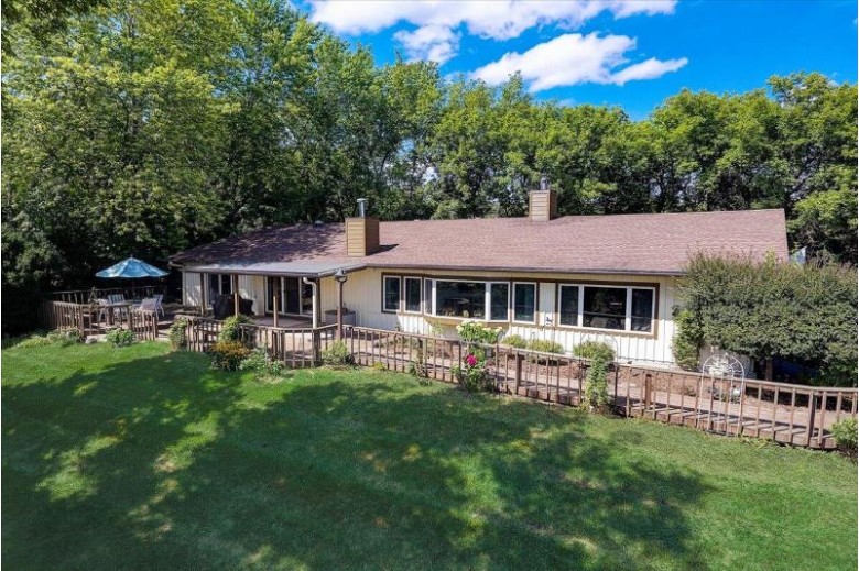 N44W25940 Lindsay Rd Pewaukee, WI 53072-1923 by First Weber Real Estate $389,900
