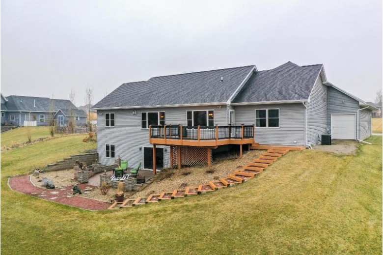 5282 Notre Dame Drive Omro, WI 54963 by Beiser Realty, LLC $459,900