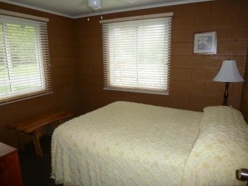 Cabin 3 Bedroom 2